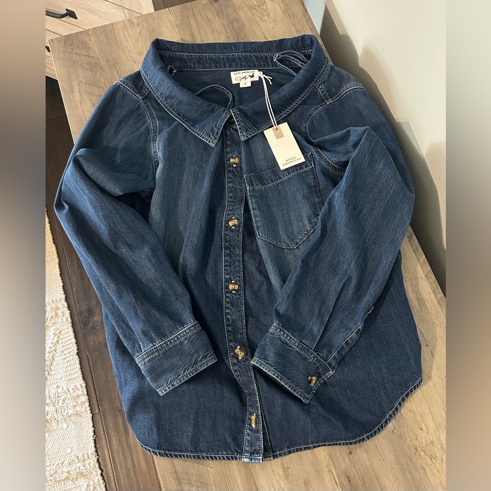 Good American x Dolly Collab Denim Button-Up Shirt | Medium Wash | Size S NWT - Picture 4 of 6